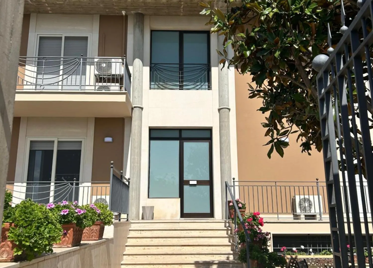 Rooms In אבולה בית אירוח